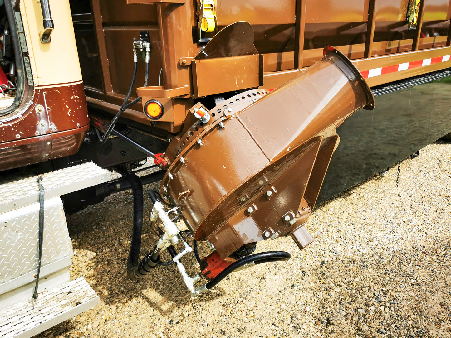 Truck Mounted Wood Chip Container and Blower