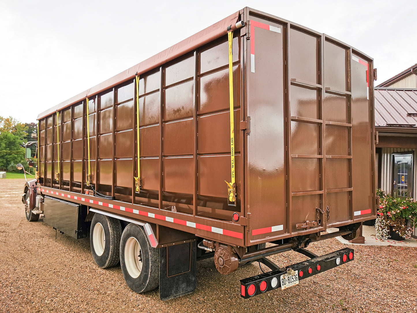 Truck Mounted Wood Chip Container and Blower